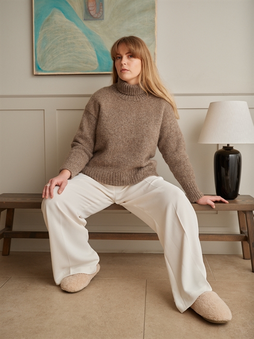 LAINE MAGAZINE VOL 31 - LINGERING fra Laine